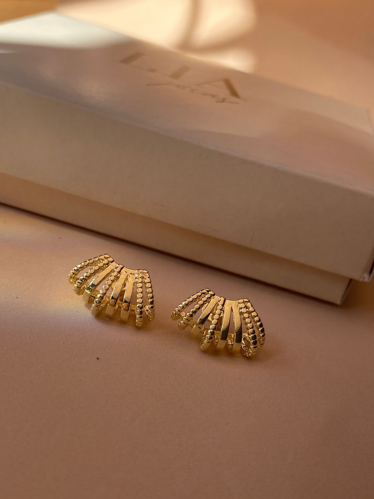 Brinco Thalia — banhado em ouro 18k